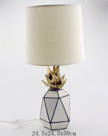 lâmpada de mesa pintada à mão com abacaxi cerâmico